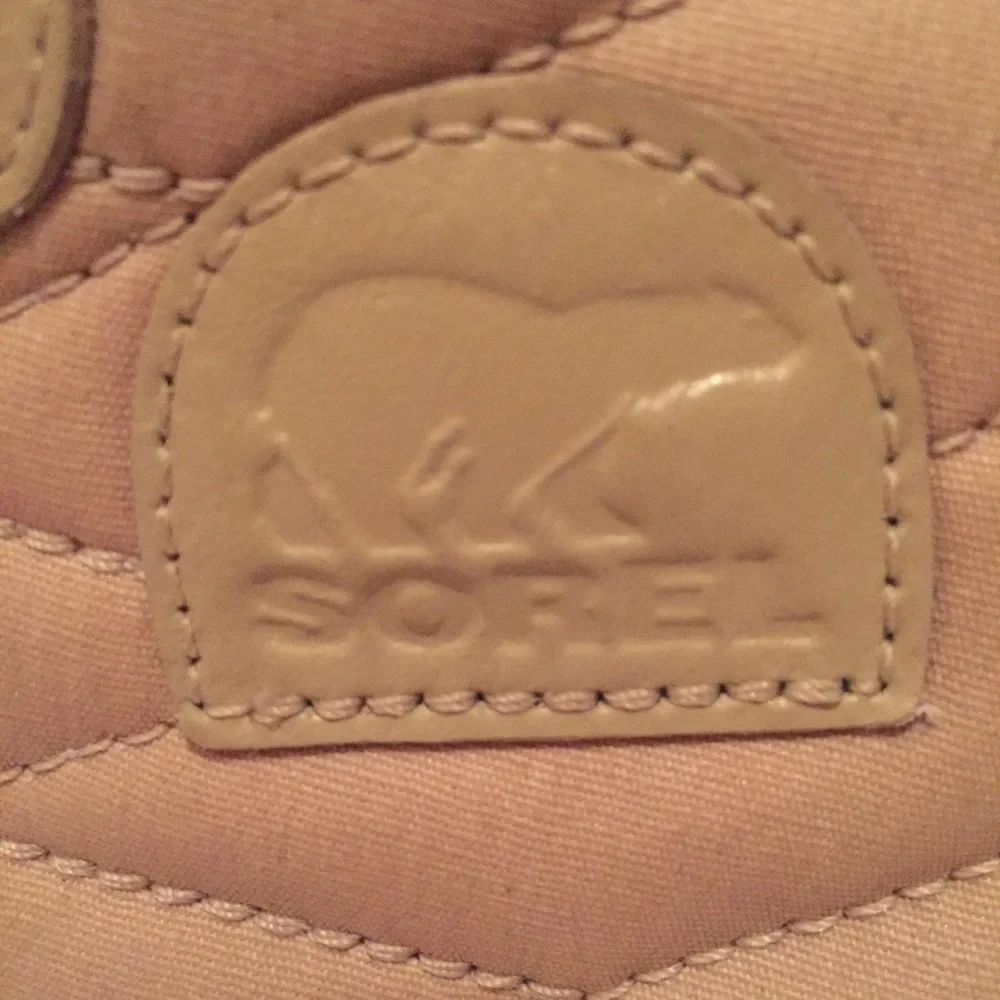 SOREL - Women's Tofino II Waterproof Insulated Winter Boot with Faux Fur Cuff 6